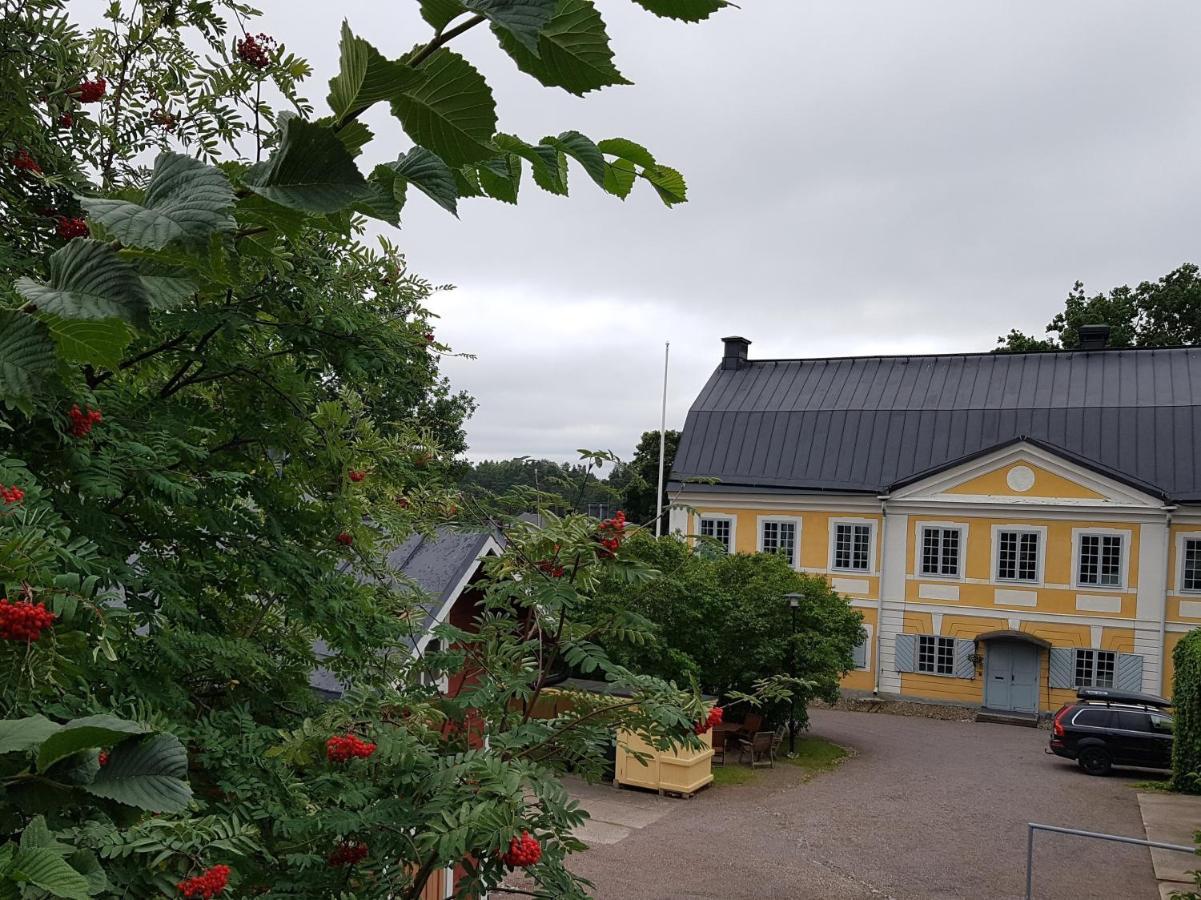 Hotel Piispan Majatalo, Pieni Erillistalo Porvoo Esterno foto
